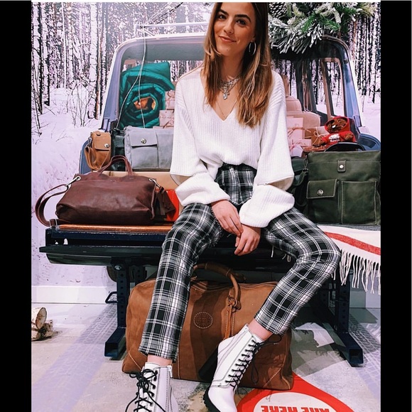 LF Sweaters - LF Gray v neck zipper sweater